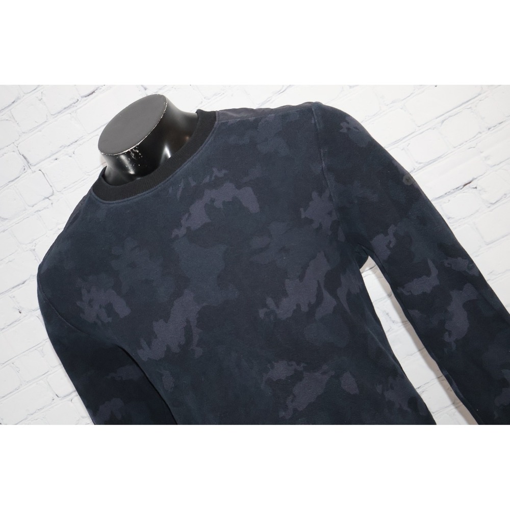 Under Armour Sweatshirt Mens Medium Navy Blue Camo Crewneck Pullover